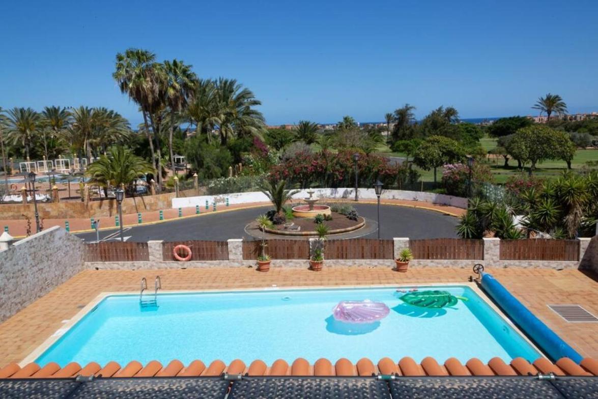 Holiday Villa Vergel With Huge Private Pool, Jacuzzi, Sauna & Bbq By Amazzzing Travel Калета-де-Фусте Экстерьер фото
